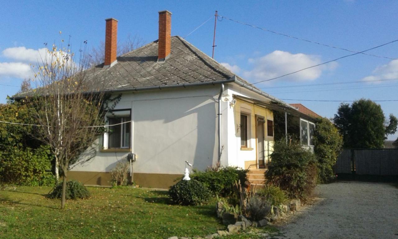 Bochmann Cottage Zalaszanto Kültér fotó