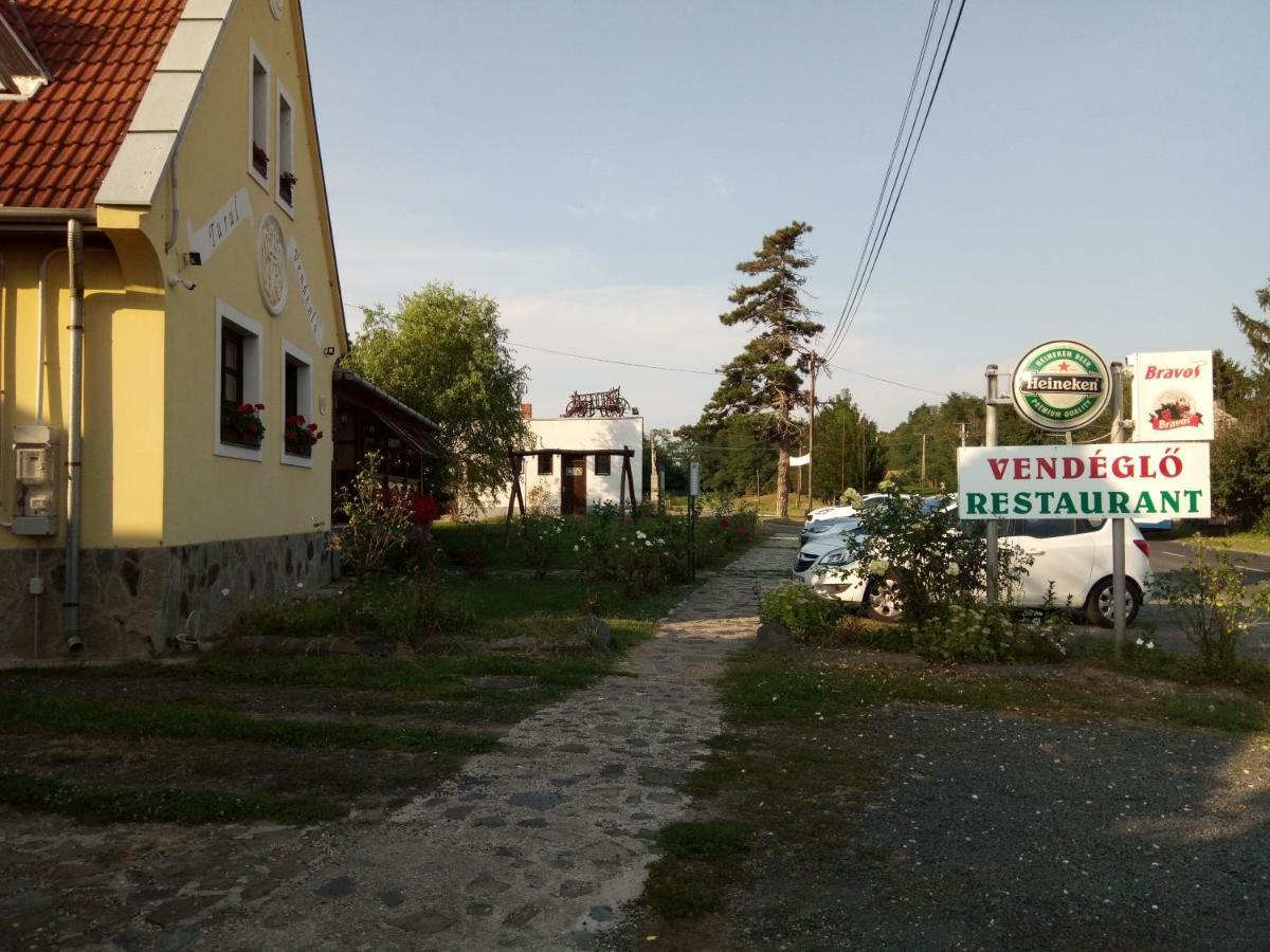 Bochmann Cottage Zalaszanto Kültér fotó