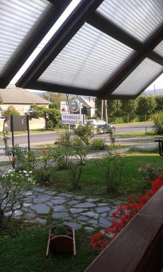 Bochmann Cottage Zalaszanto Kültér fotó